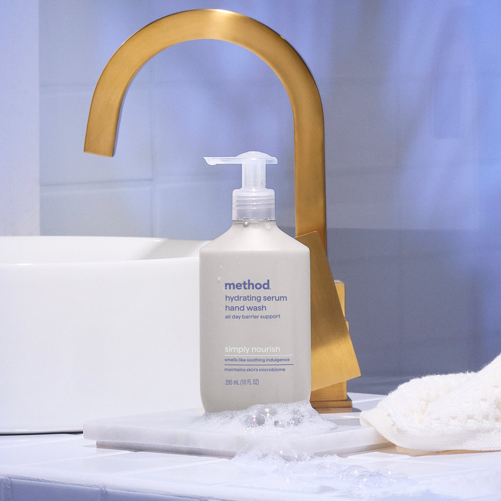hydrating serum hand wash - simply nourish. 10 oz